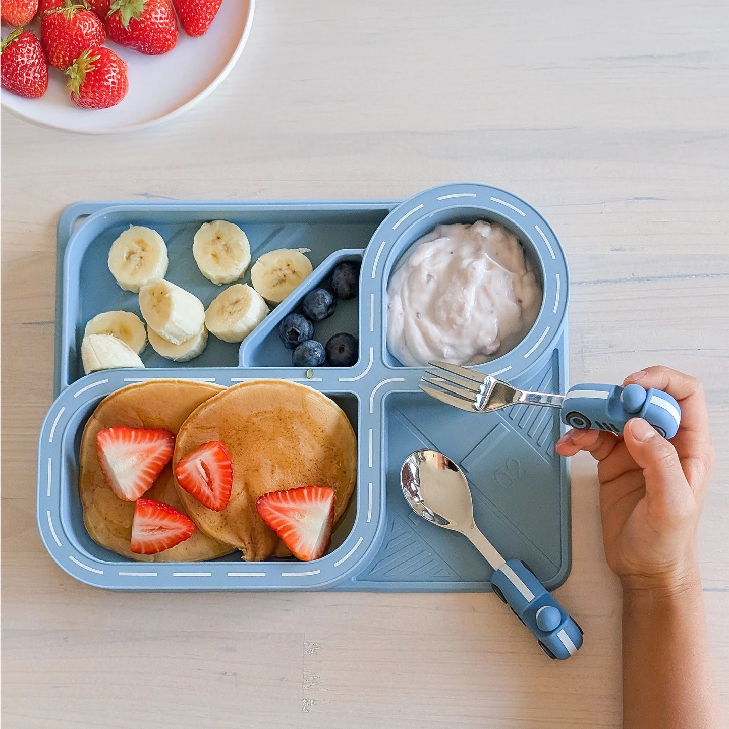 Children's Dinnerware Set - Powder Blue Racetrack